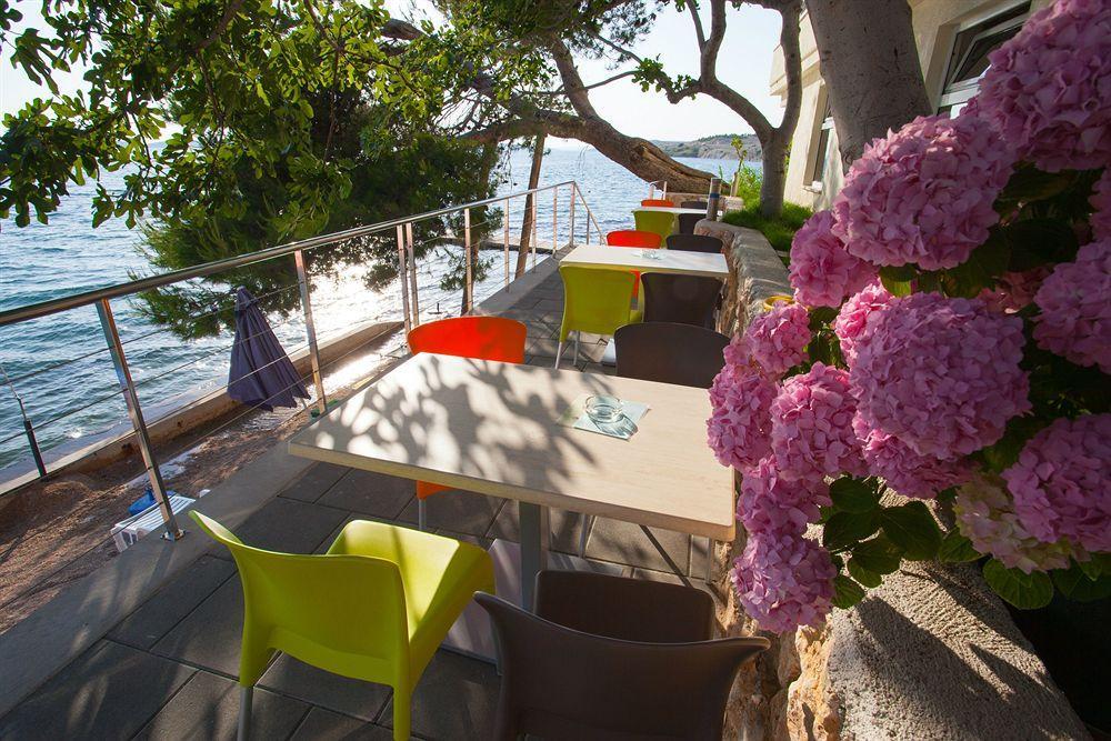 Hotel Vila 4M Razanac Ngoại thất bức ảnh