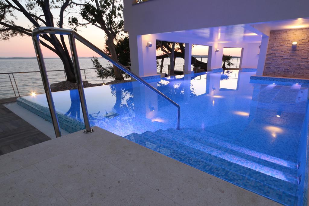 Hotel Vila 4M Razanac Ngoại thất bức ảnh