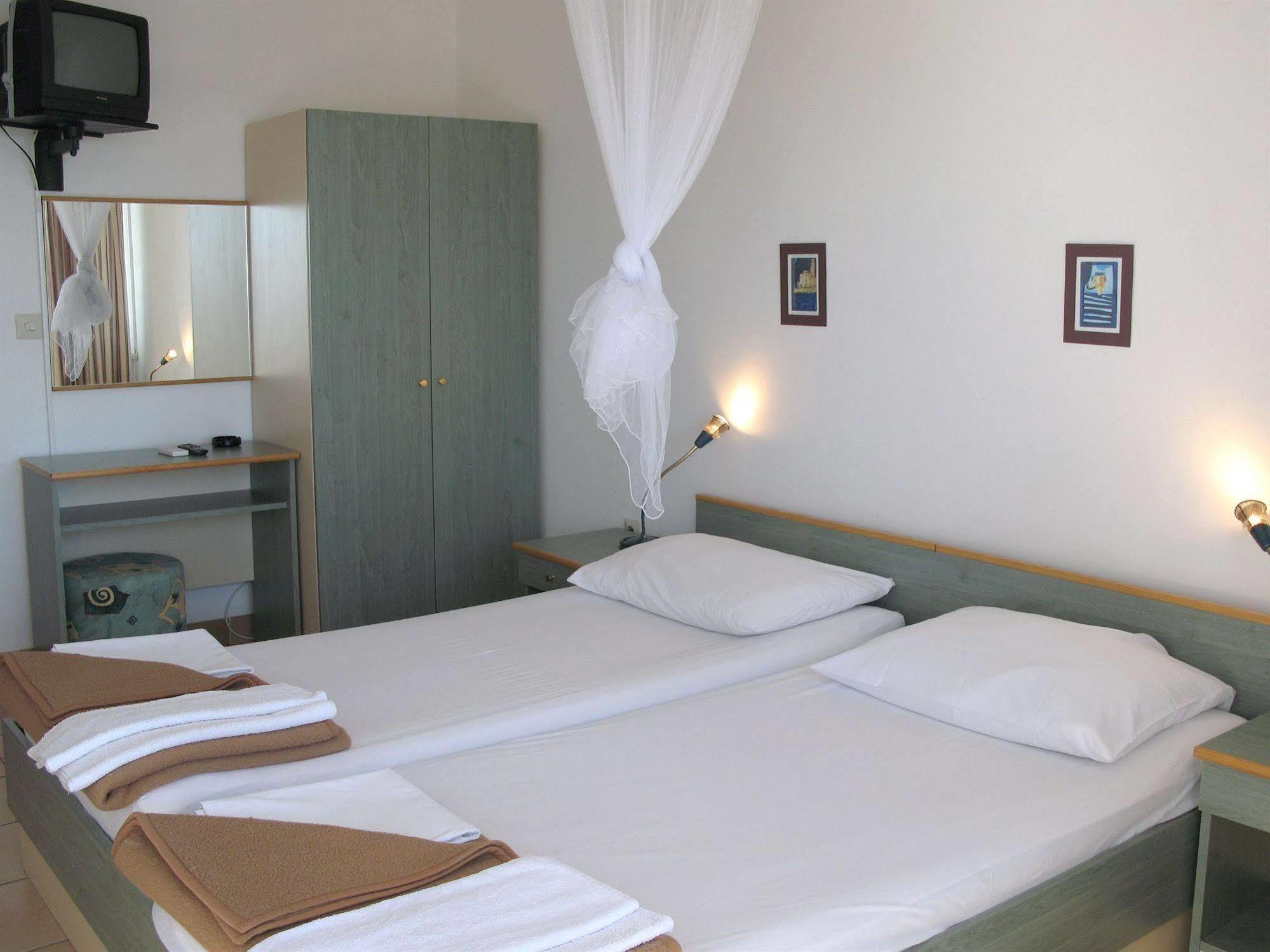 Hotel Vila 4M Razanac Ngoại thất bức ảnh