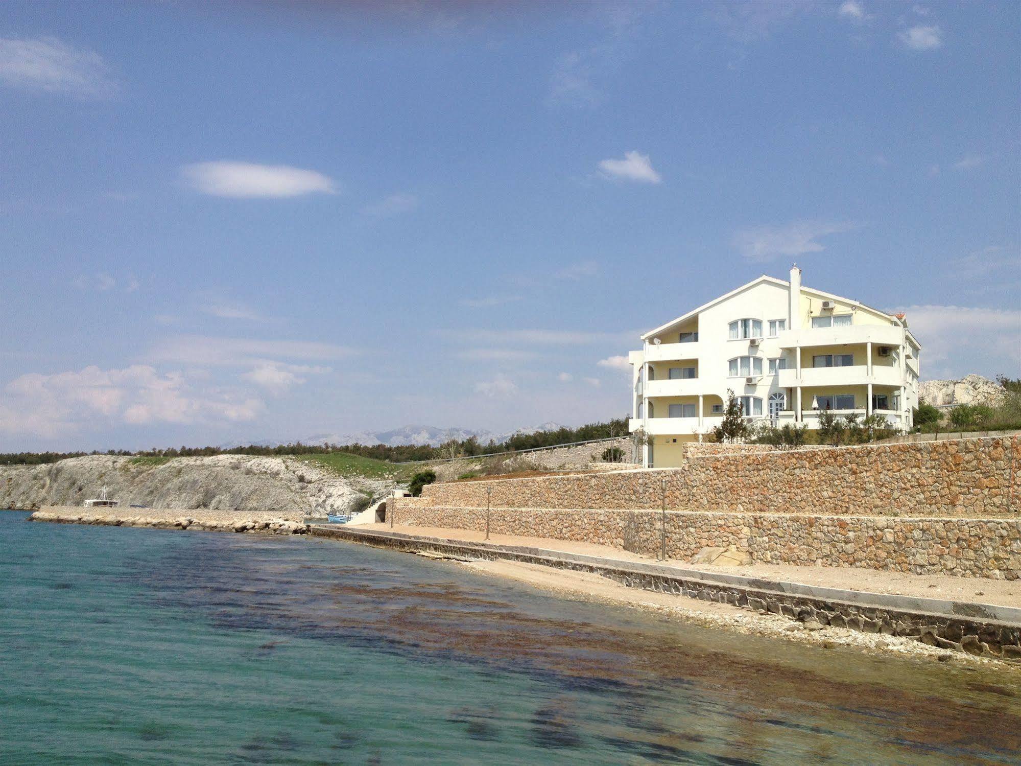 Hotel Vila 4M Razanac Ngoại thất bức ảnh